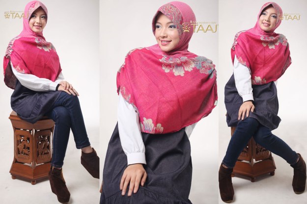 Hijab Taaj Pashmina Instan warna pink